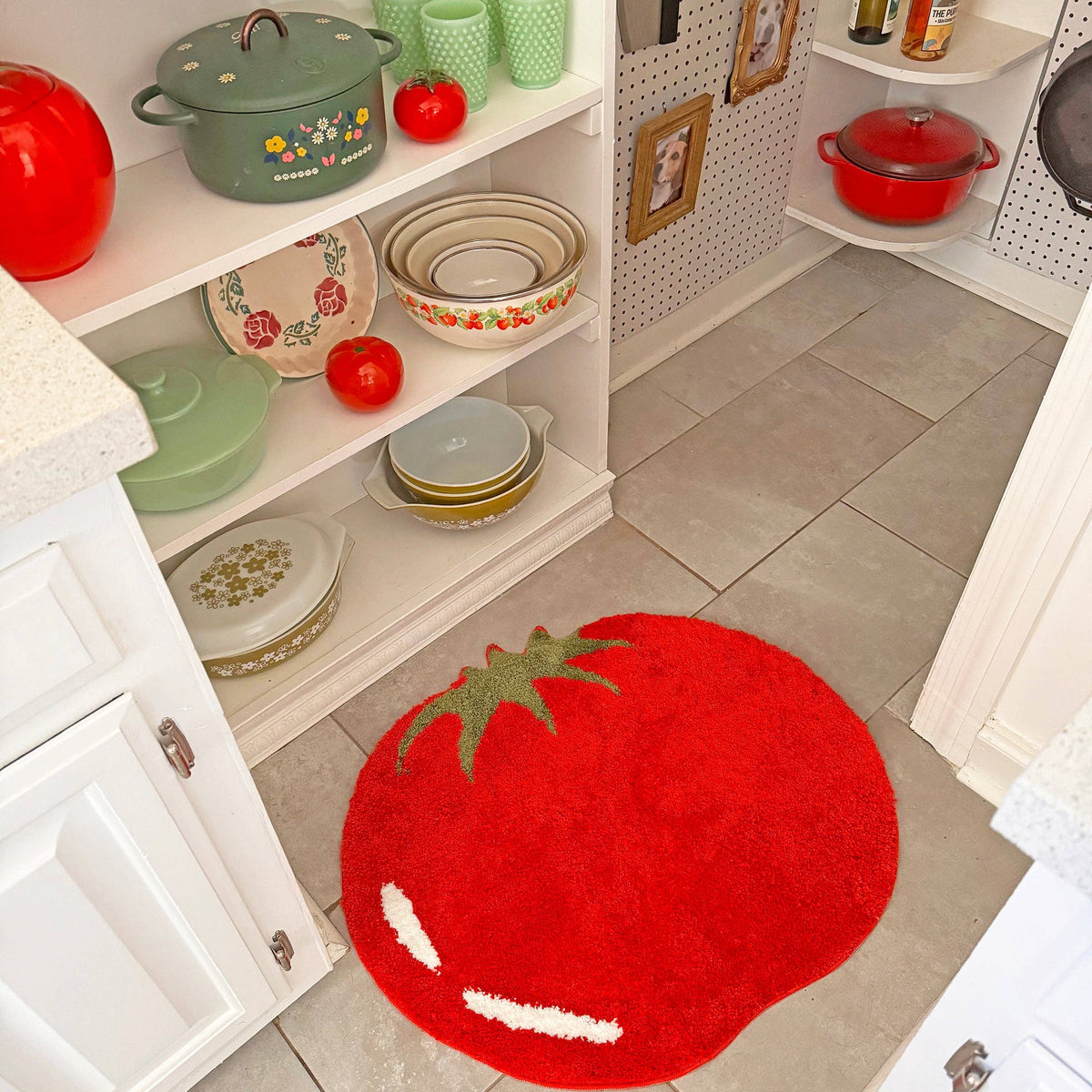 Tomato Rug – Lost Girls Vintage