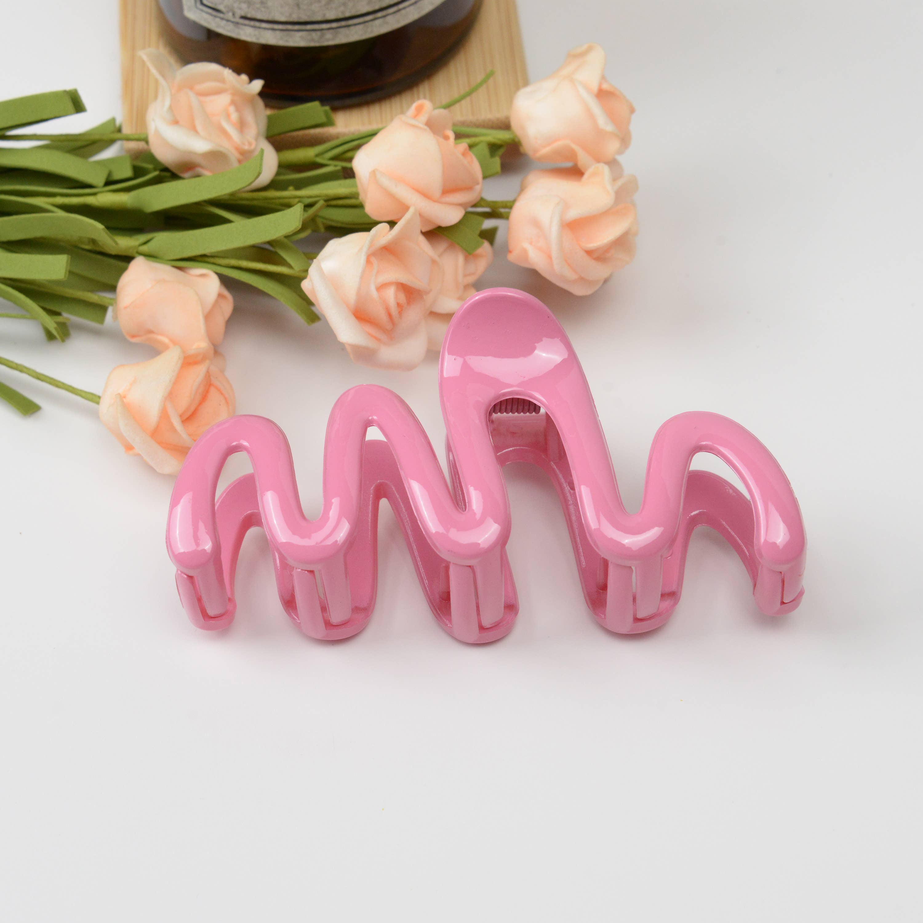 Jelly Wave Hair Claw