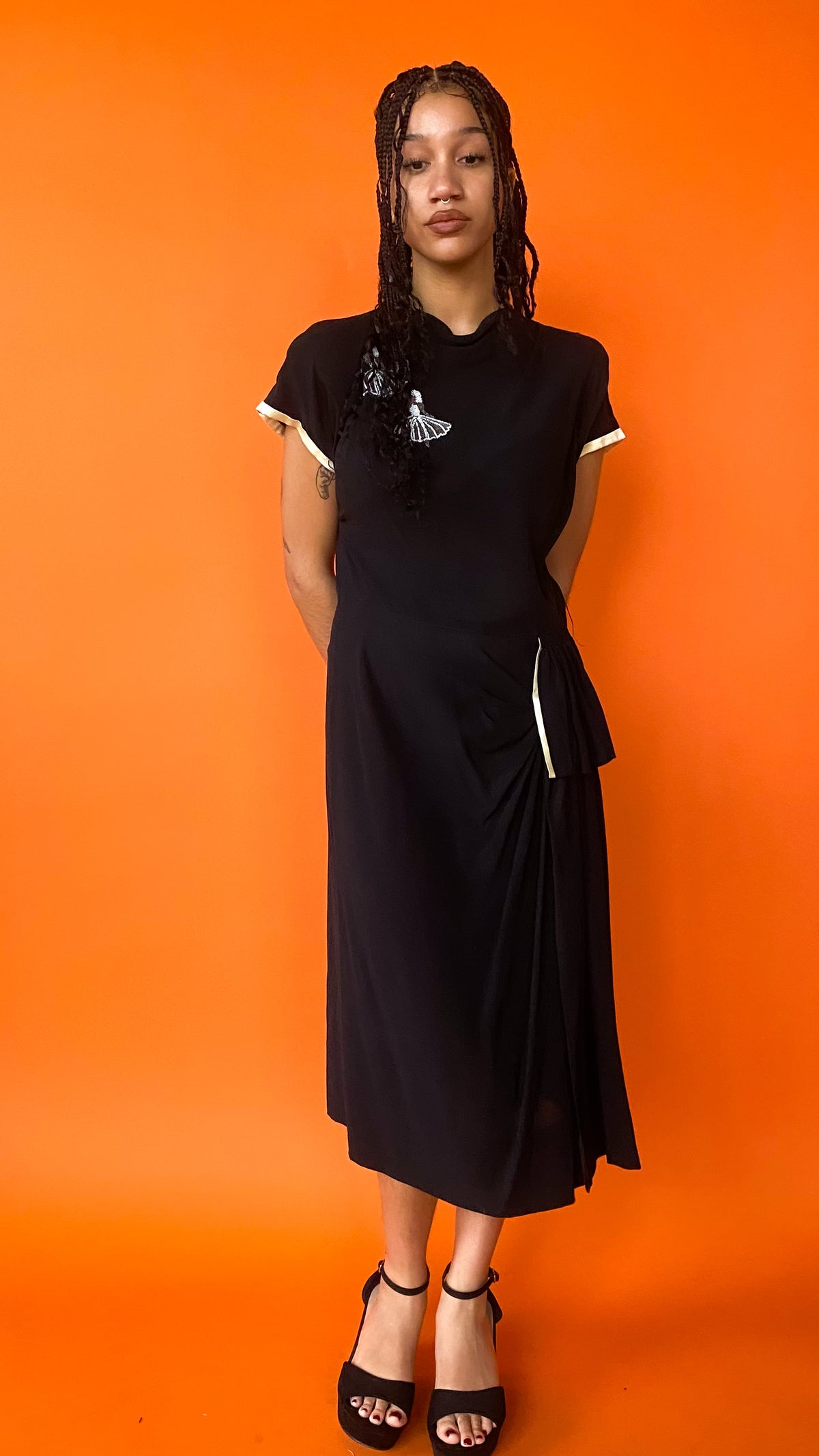 1940s beaded dress Twins Black and White Dress, sz. L Formal Gown Adrianna Papell EDM DRESS black Material Style:EP00861BK