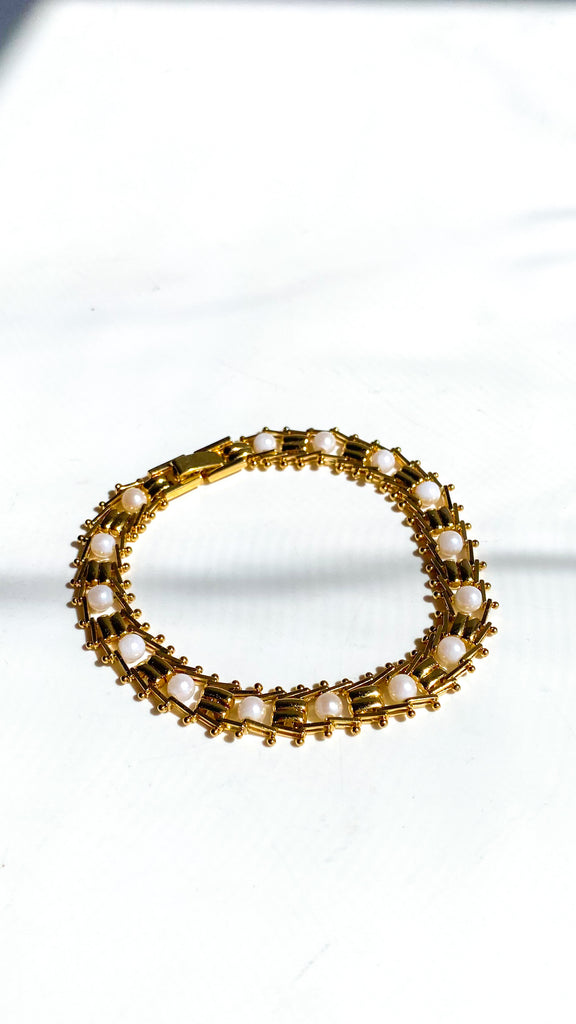 Articulated Pearl Gold Bracelet