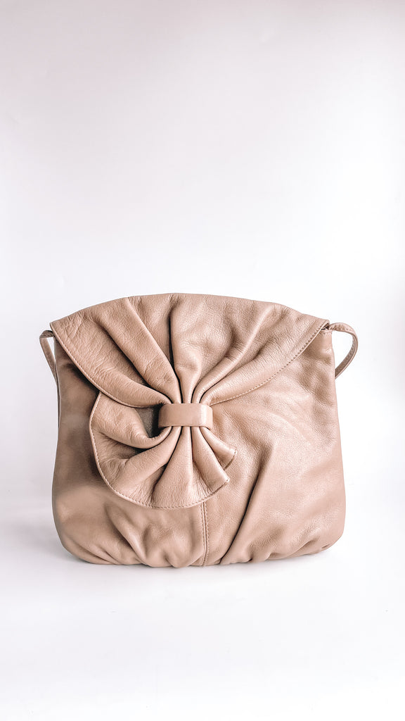 1980s Taupe Gathered Fold Over Leather Bag