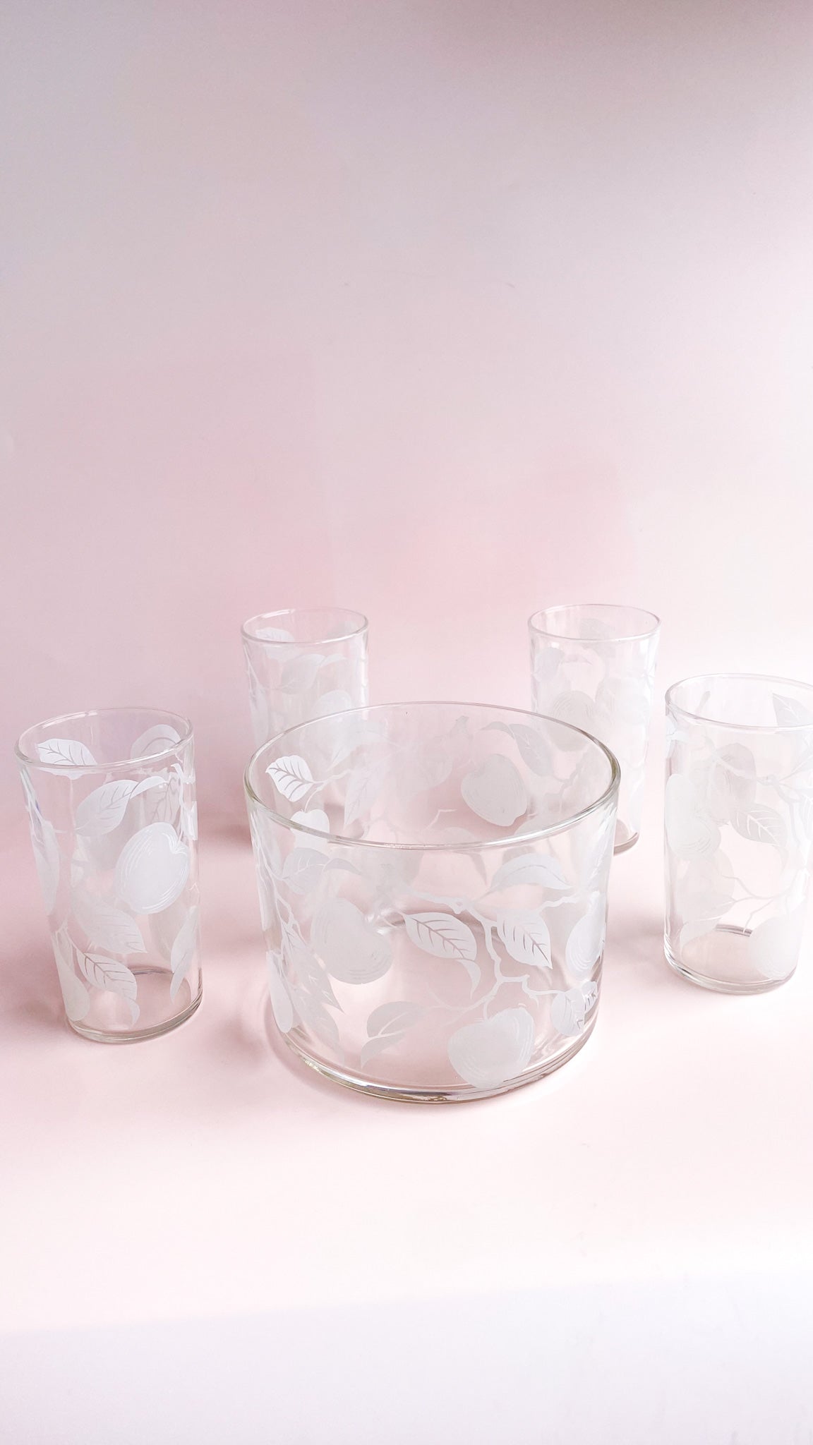 ETCHED GLASS APPLE SET OF shops 8