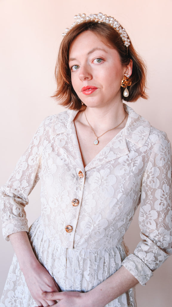 1960s Button Up Lace Wedding Dress, sz. S