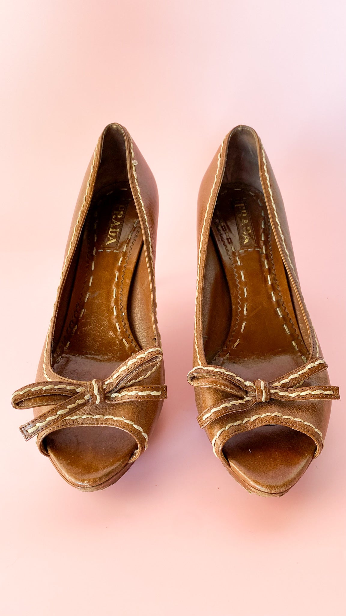 Vintage 2024 prada pumps