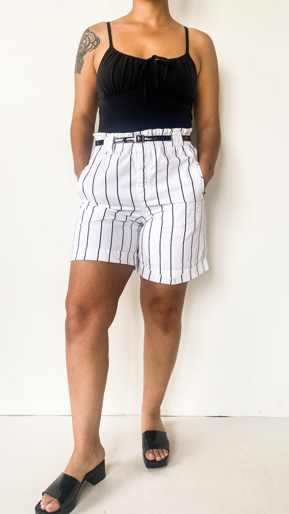 1980s B&W Paper bag Striped Shorts, sz. L/XL