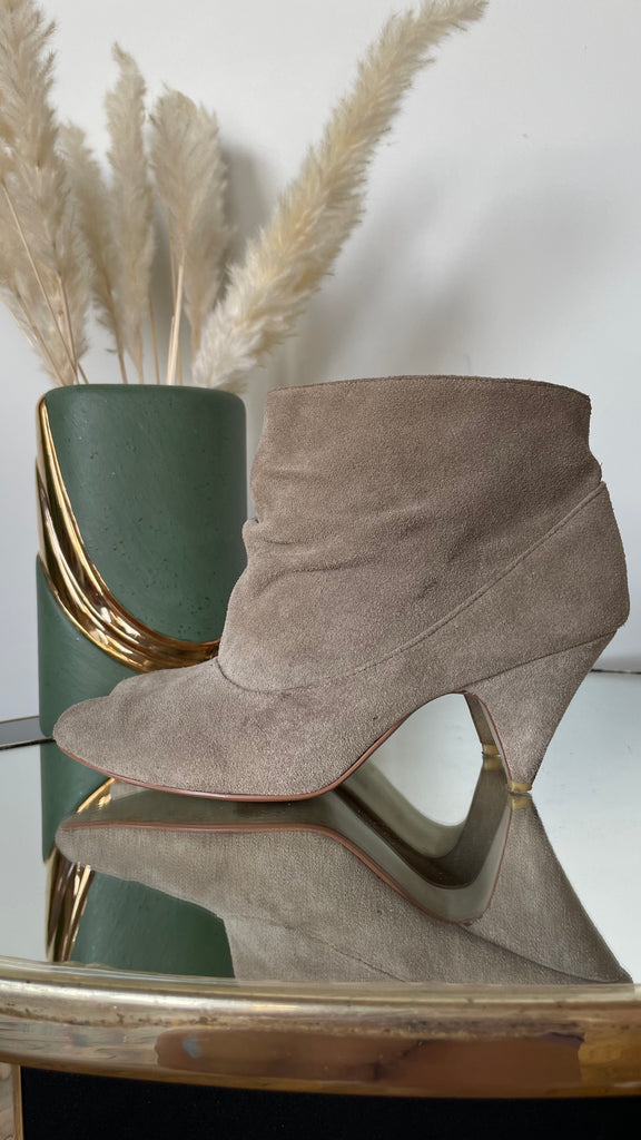 Gray suede slouchy booties, sz. 9