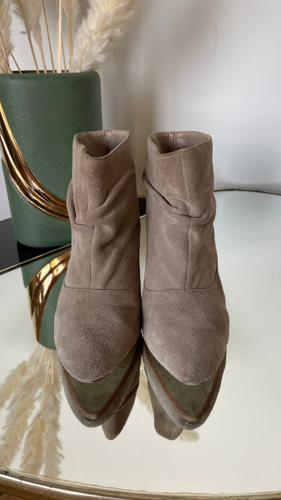 Gray suede slouchy booties, sz. 9